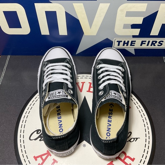 Converse Women's Chuck Taylor Black Low Top - Picture 3 of 6